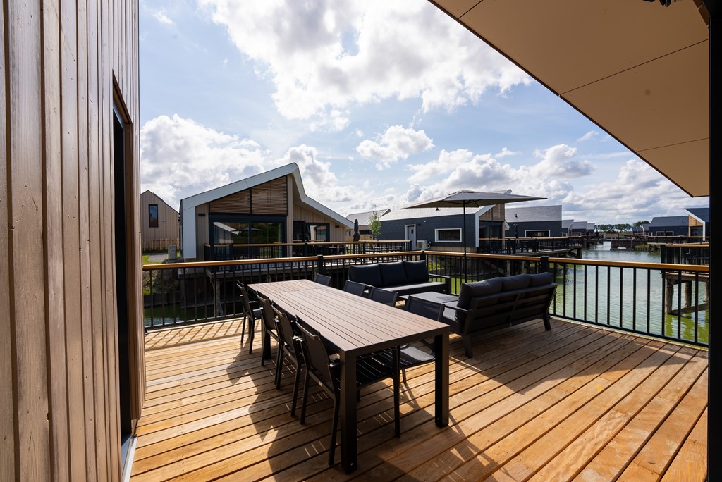 DOT.PRJCT - Roompot - Zeebad Zuid_Watervilla8-04.jpg